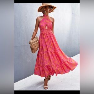 Floral halter Maxi Dress